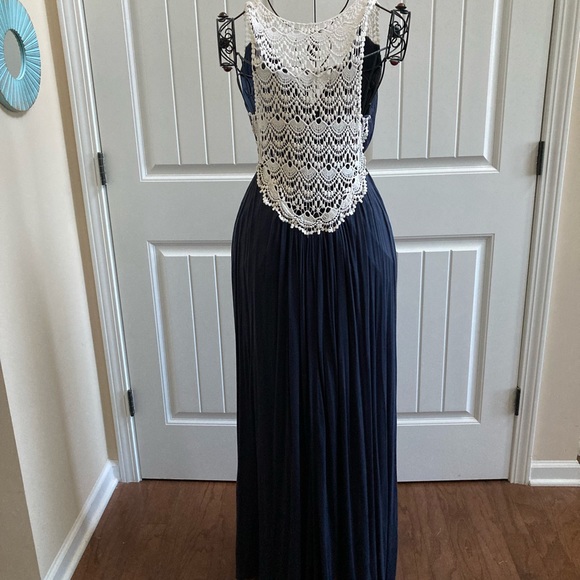 MISS FINCH Lace Back Maxi Dress - Picture 2 of 7